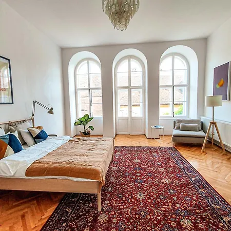 Favst Old Square Apartment Sibiu Exterior photo