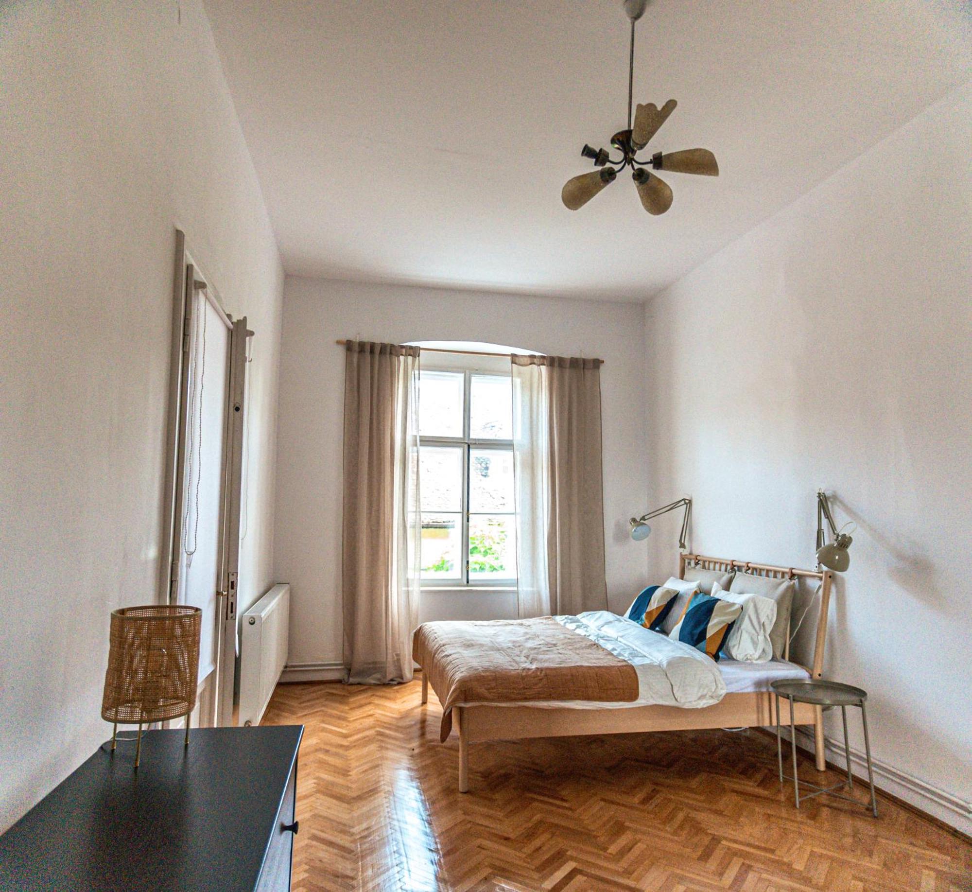 Apartment Favst Old Square Sibiu